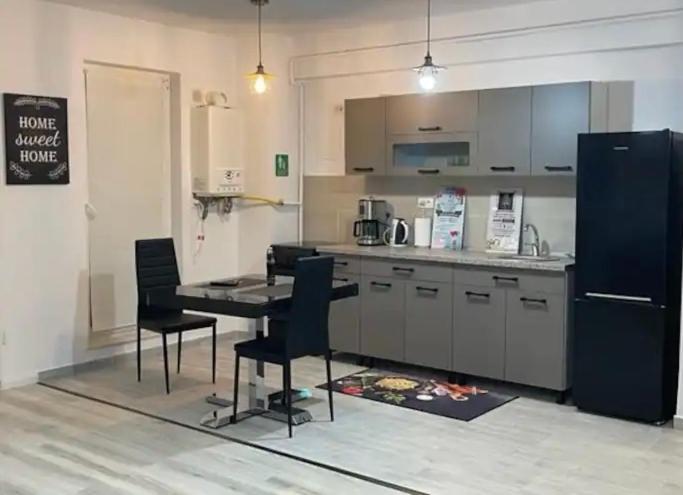 Chic Apartament Complex Inamstro Iasi Exterior foto